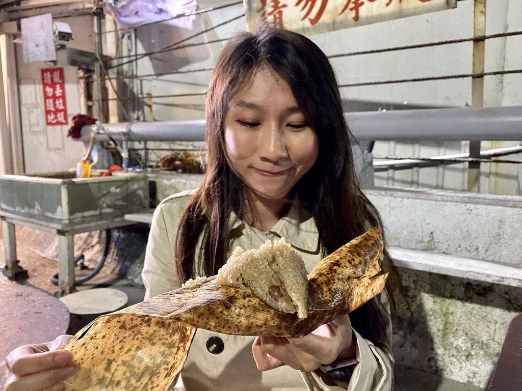 必吃的石門肉粽之一,一起來吃吃最便宜又夠味的俞家肉粽