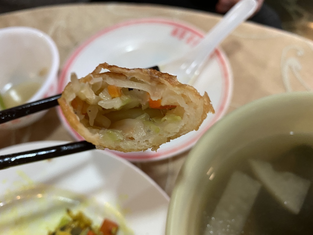 50年的素食好廚藝-宏林素食餐廳，台北車站必吃的素食餐廳