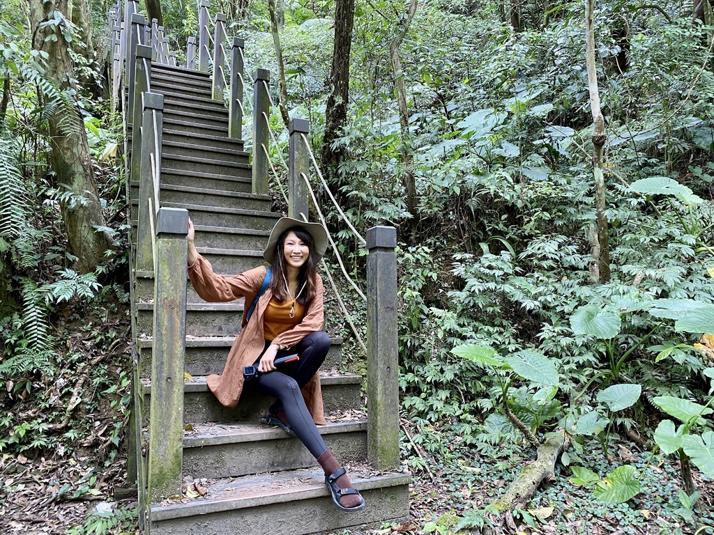 平溪瀑布景點-環境清幽的簾幕式瀑布-望古瀑布 平溪瀑布景點-環境清幽的簾幕式瀑布-望古瀑布