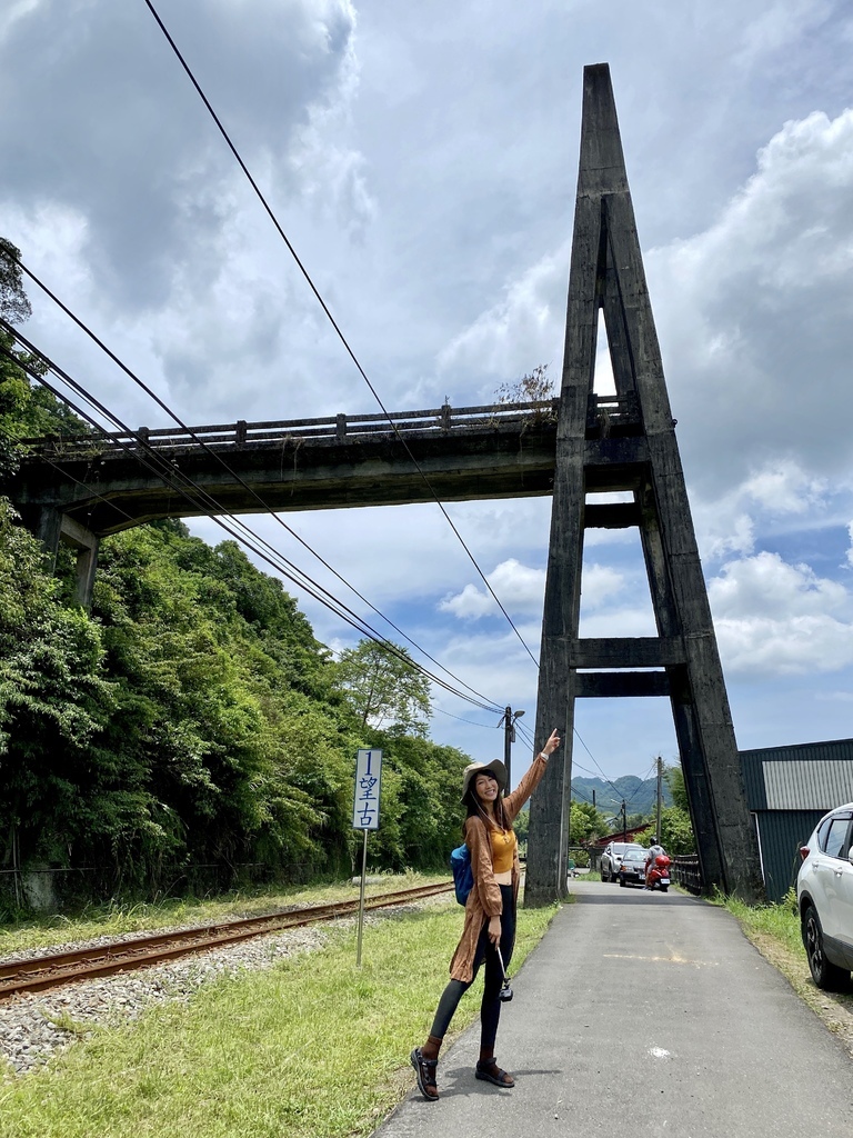 平溪瀑布景點-環境清幽的簾幕式瀑布-望古瀑布 平溪瀑布景點-環境清幽的簾幕式瀑布-望古瀑布