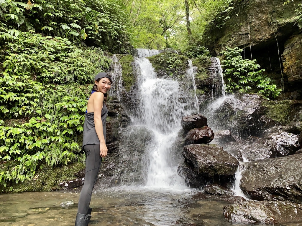 三峽瀑布景點-走訪雲森瀑布秘境-平易近人、小而美的阿花瀑布 三峽瀑布景點-走訪雲森瀑布秘境-平易近人、小而美的阿花瀑布