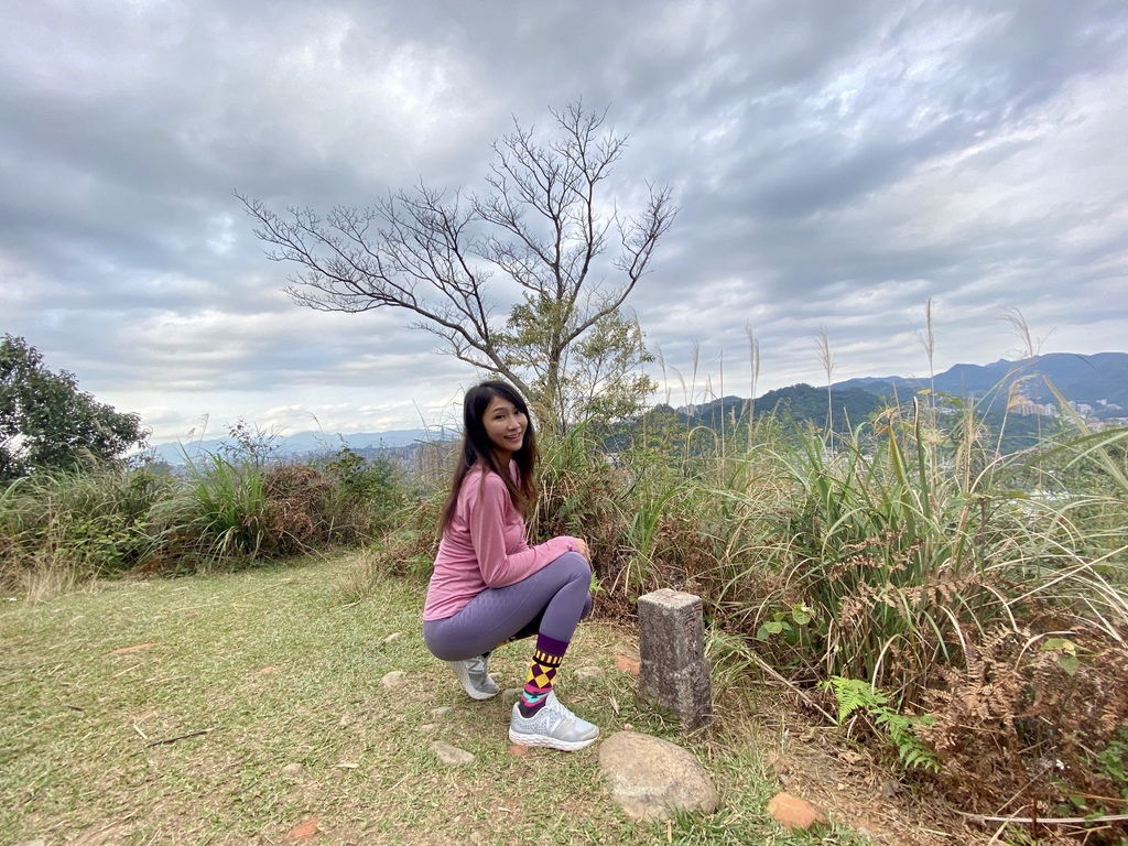 新店登山步道-和美山登山步道，遠看碧潭風景，賞螢火蟲的好地方