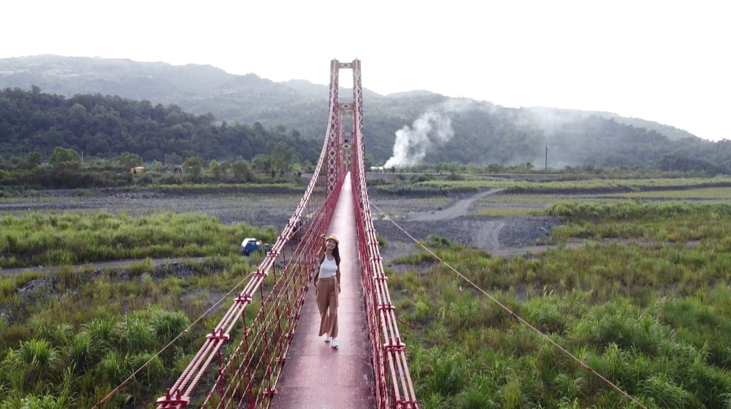 宜蘭大同景點-宜蘭最長的鋼索吊橋-寒溪吊橋!走在上面不會晃 宜蘭大同景點-宜蘭最長的鋼索吊橋-寒溪吊橋!走在上面不會晃