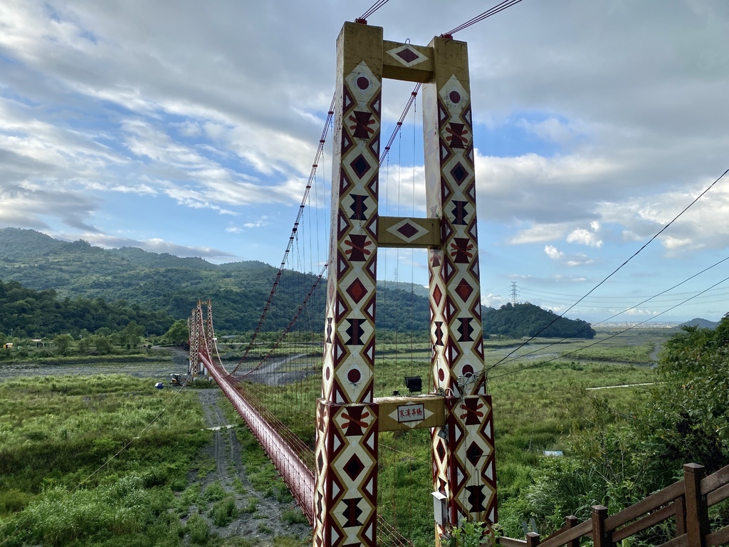 宜蘭大同景點-宜蘭最長的鋼索吊橋-寒溪吊橋!走在上面不會晃 宜蘭大同景點-宜蘭最長的鋼索吊橋-寒溪吊橋!走在上面不會晃