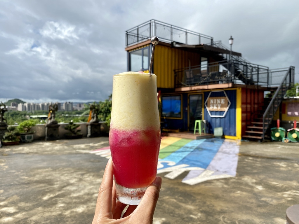 三峽景點-隱藏在宮廟的貨櫃屋咖啡廳-Ninesky九天!在宮廟吃下午茶! 三峽景點-隱藏在宮廟的貨櫃屋咖啡廳-Ninesky九天!在宮廟吃下午茶!