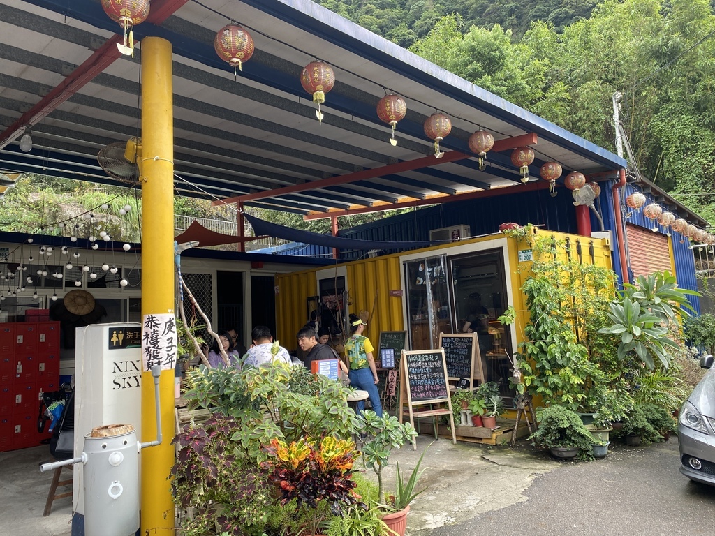 三峽景點-隱藏在宮廟的貨櫃屋咖啡廳-Ninesky九天!在宮廟吃下午茶! 三峽景點-隱藏在宮廟的貨櫃屋咖啡廳-Ninesky九天!在宮廟吃下午茶!