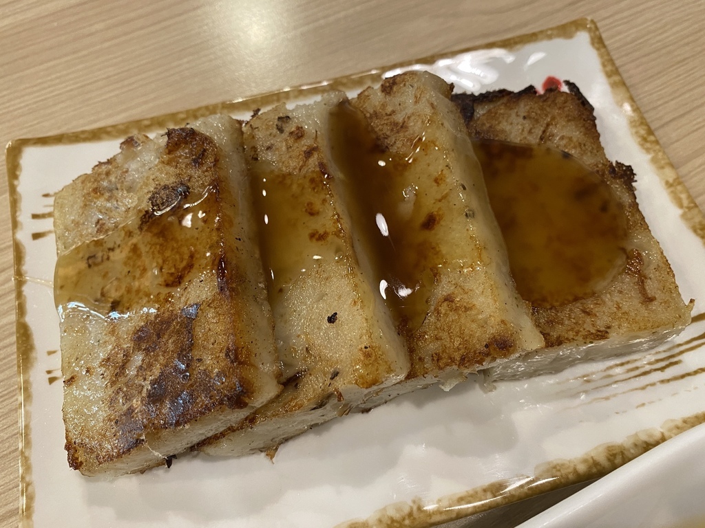 台南素食料理-林家素食(文南店),好吃的素食蘿蔔糕跟猴頭菇麵線 台南素食料理-林家素食(文南店),好吃的素食蘿蔔糕跟猴頭菇麵線