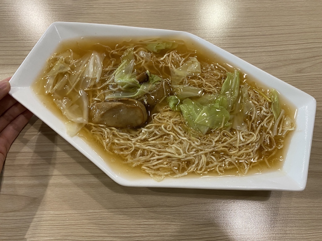 台南素食料理-林家素食(文南店),好吃的素食蘿蔔糕跟猴頭菇麵線 台南素食料理-林家素食(文南店),好吃的素食蘿蔔糕跟猴頭菇麵線