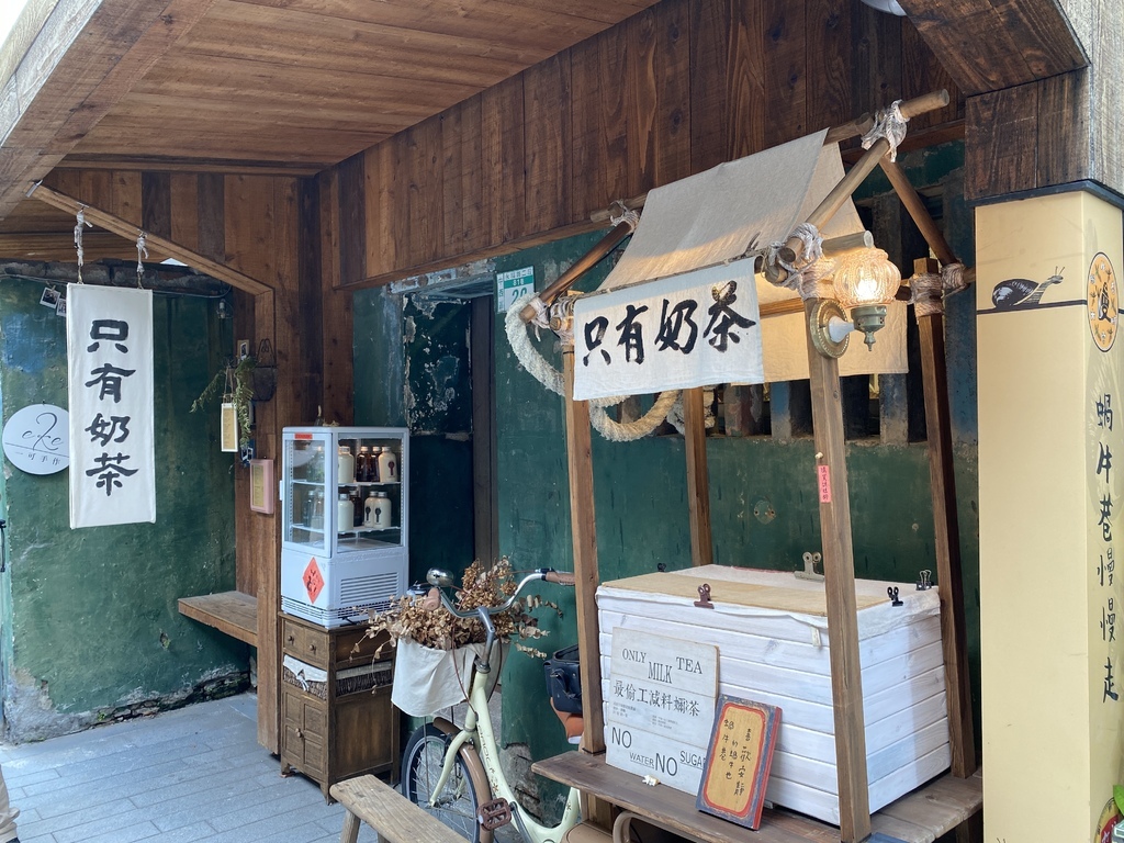 台南中西區景點-蝸牛巷!藏身在巷弄的藝術文青小巷