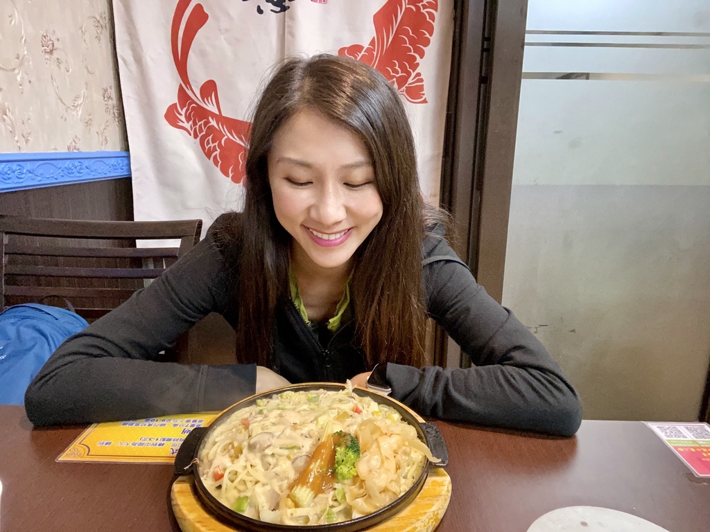 新莊捷運頭前庄站的美味蔬食餐聽-珍味齋健康蔬食素餐館