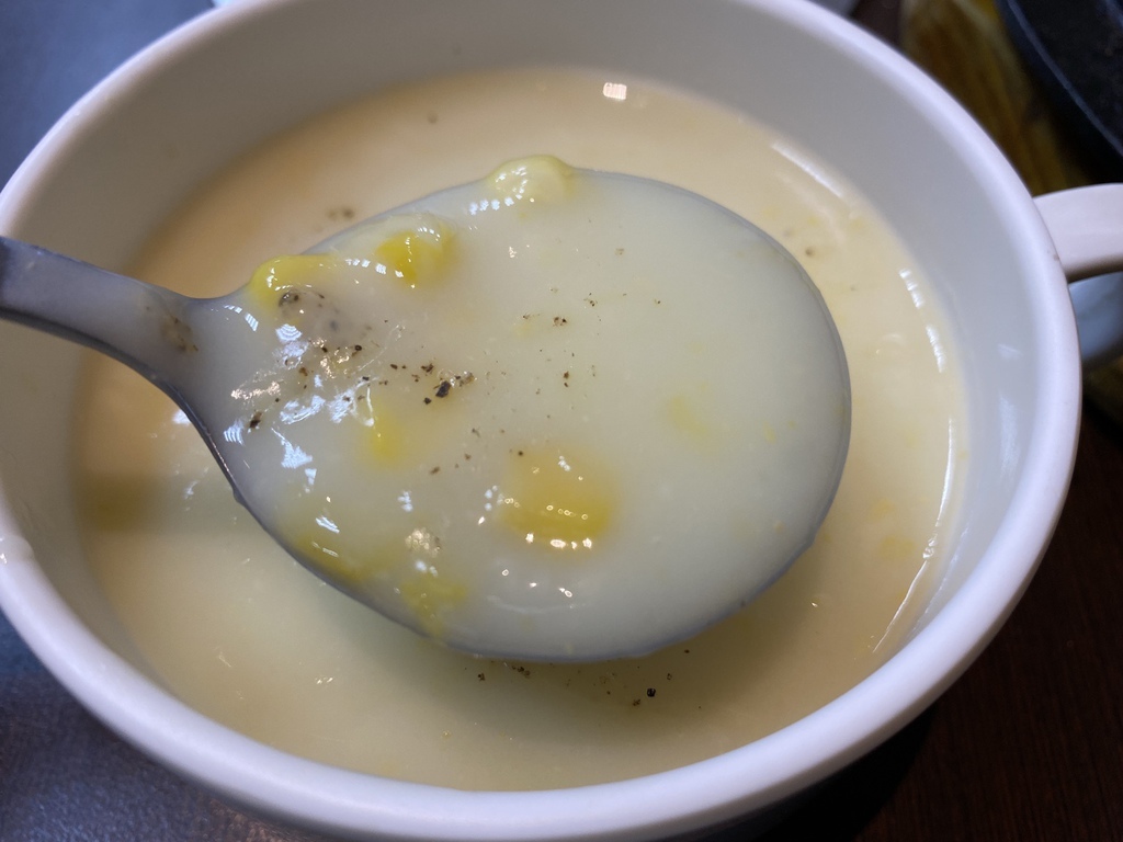 新莊捷運頭前庄站的美味蔬食餐聽-珍味齋健康蔬食素餐館