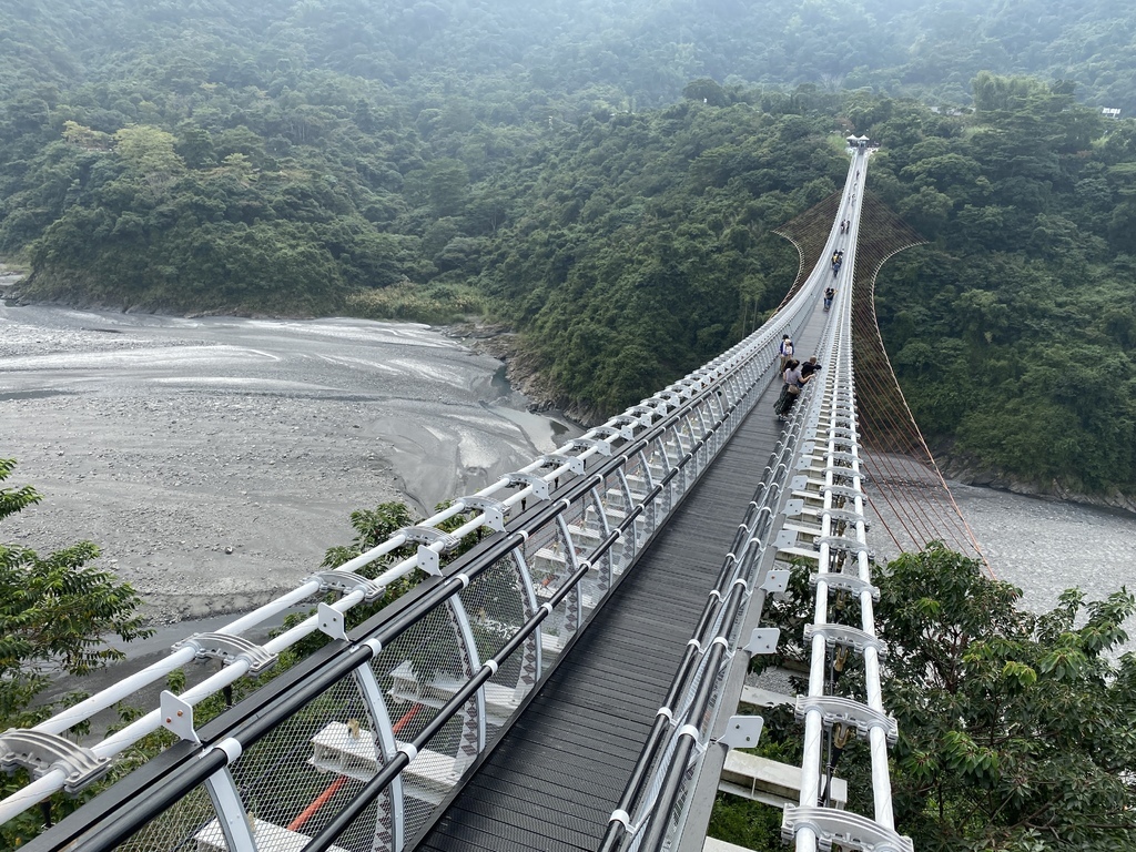 屏東景點-屏東最美的吊橋-山川琉璃吊橋