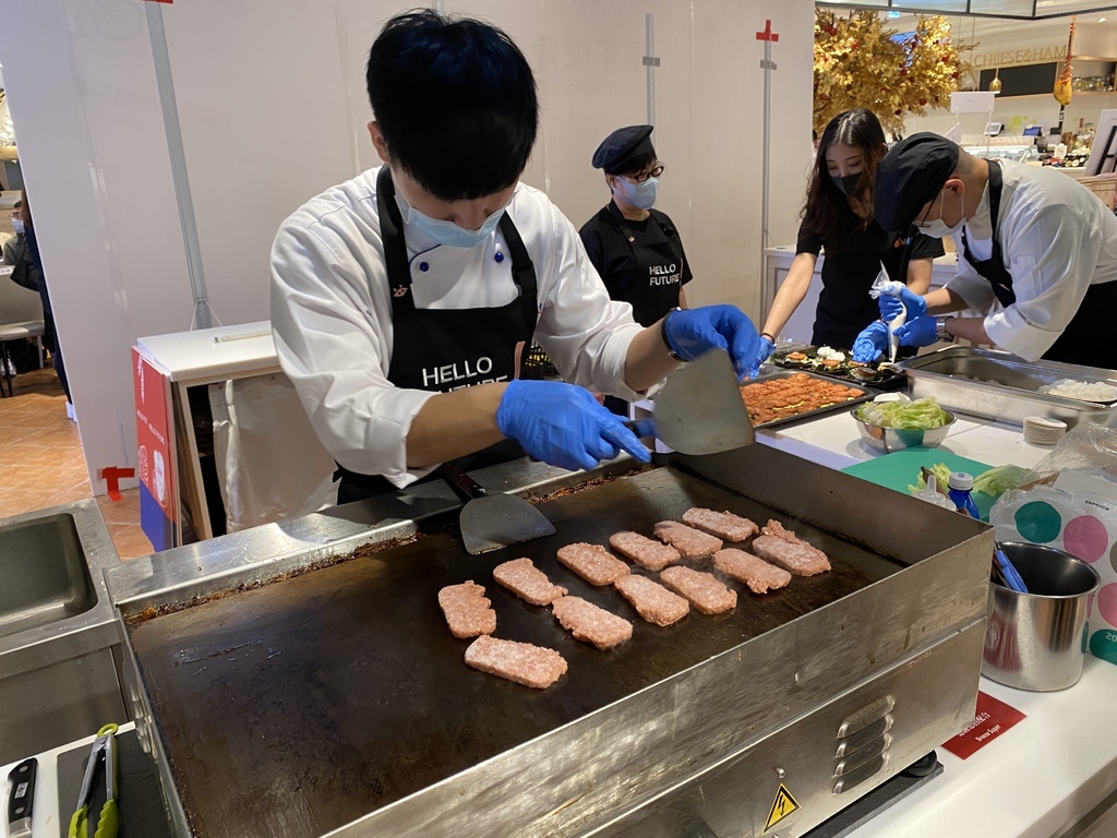 素食料理新體驗-OmniPonk新豬肉的新餐肉，顛覆你對蔬食料理的認知