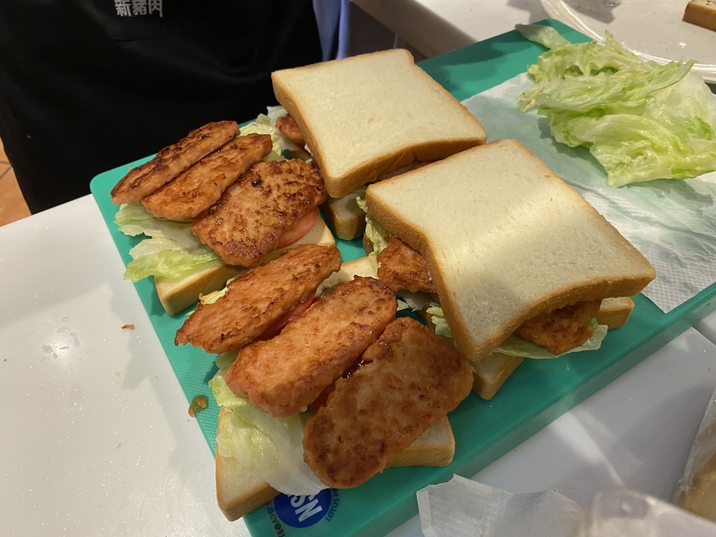 素食料理新體驗-OmniPonk新豬肉的新餐肉，顛覆你對蔬食料理的認知