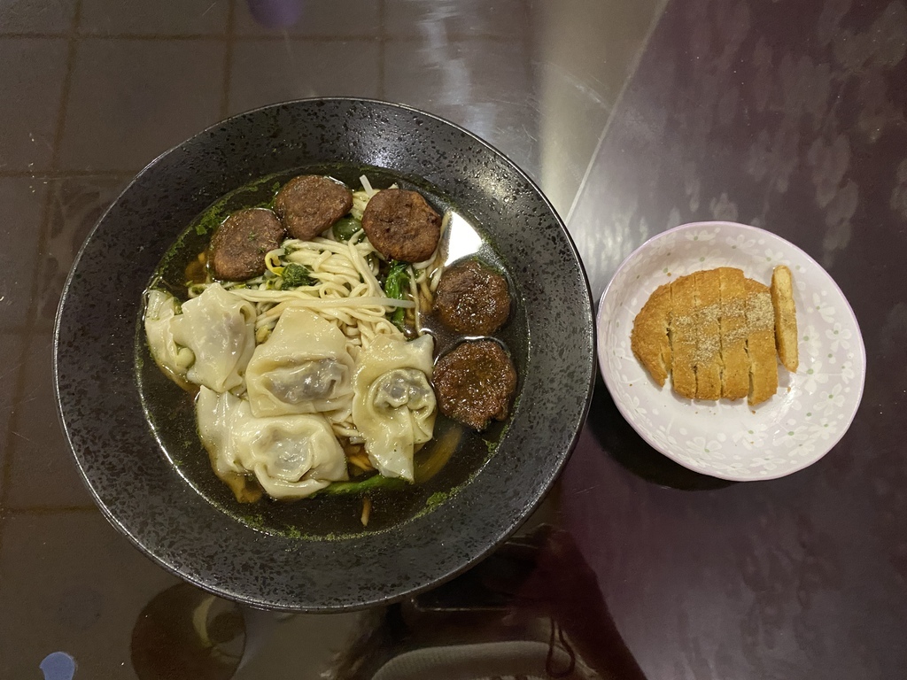 平價又親民的的新竹素食小吃店-圓明蔬食館 平價又親民的的新竹素食小吃店-圓明蔬食館