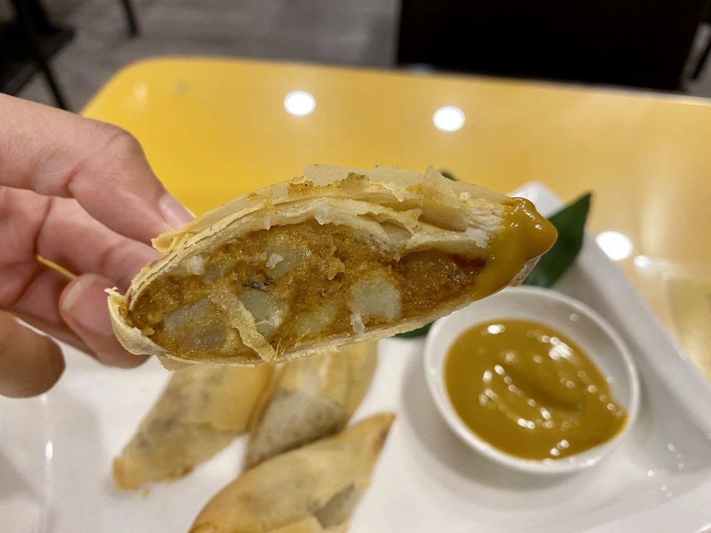 台北車站蔬食料理-心饗創異蔬食，多種的異國蔬食任你選