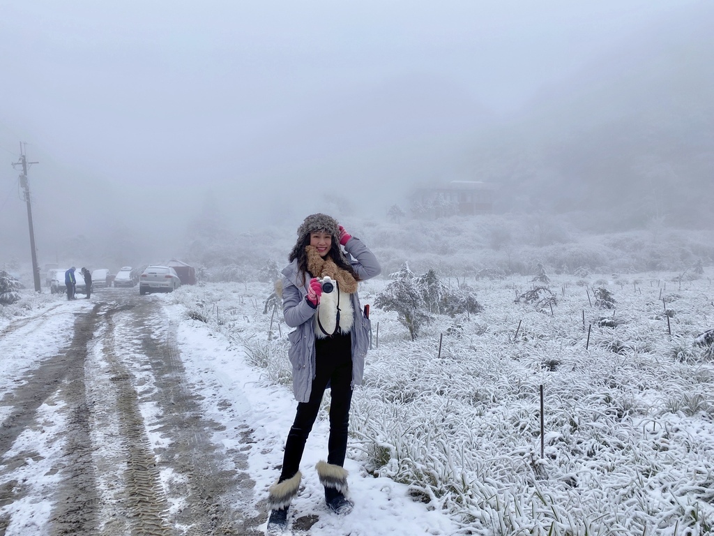 宜蘭大同鄉景點-來台7甲線思源埡口，欣賞被雪包覆的銀白森林