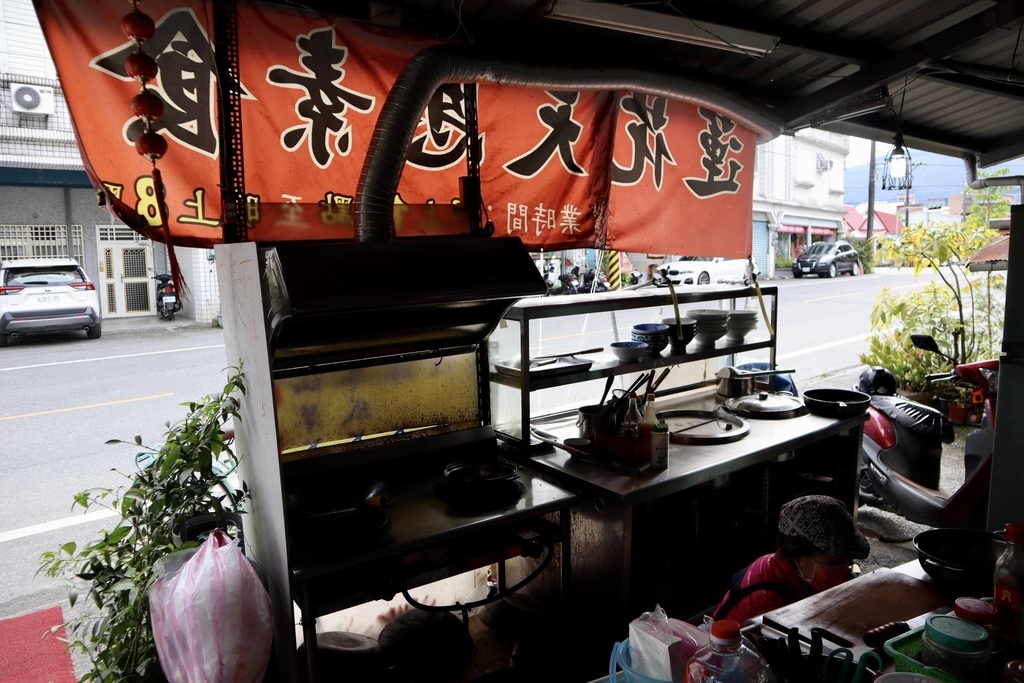 花蓮玉里素食料理-蓮花天恩素食店,給你大碗又好吃的素食玉里麵 花蓮玉里素食料理-蓮花天恩素食店,給你大碗又好吃的素食玉里麵