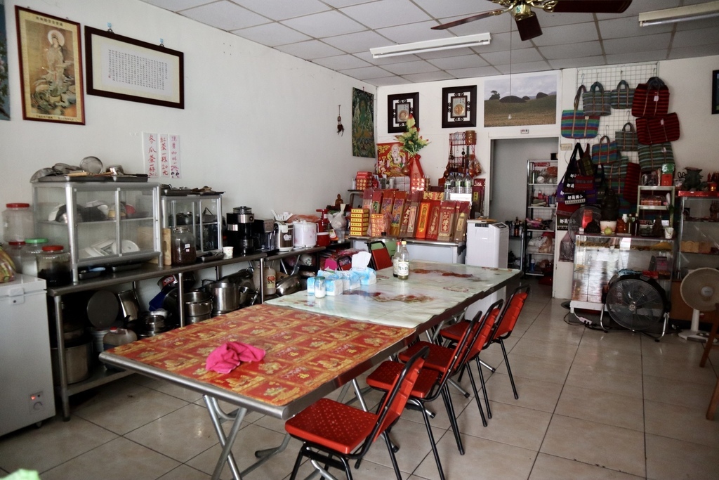 花蓮玉里素食料理-蓮花天恩素食店,給你大碗又好吃的素食玉里麵 花蓮玉里素食料理-蓮花天恩素食店,給你大碗又好吃的素食玉里麵