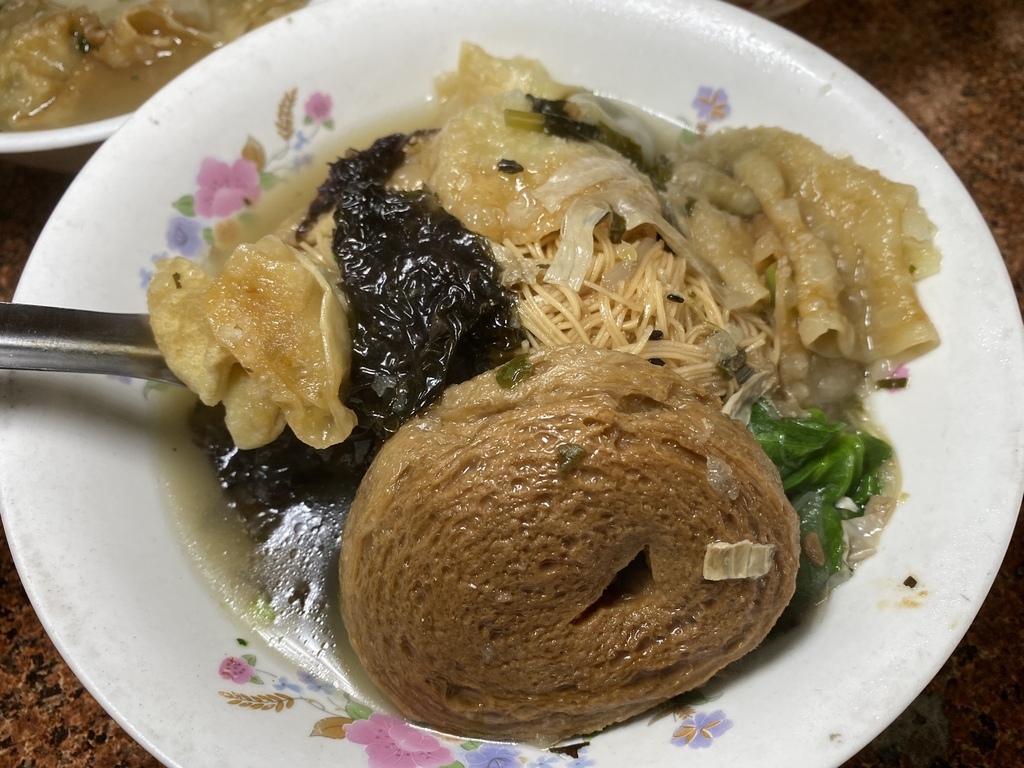 南投國姓鄉素食-青山素食部，國姓鄉唯一的素食小吃店