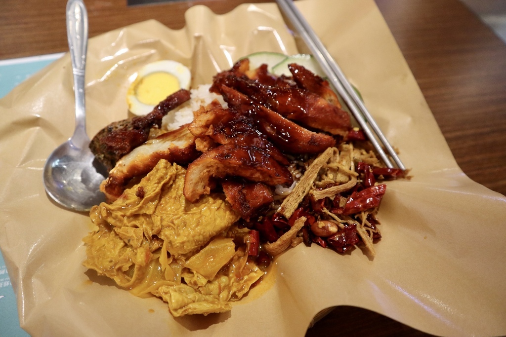 饒河夜市美食-寶林咖啡館饒河店Po Lam Kopitiam給你好吃的馬來西亞素食料理