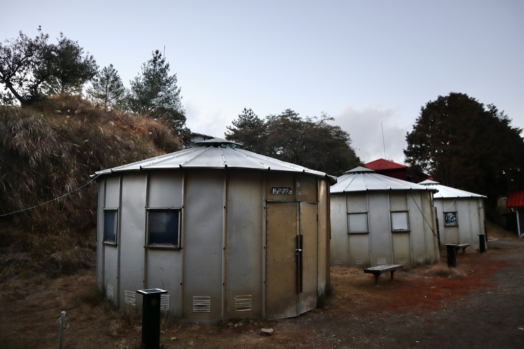 台灣百岳住宿-九九山莊-登大霸尖山一定會停靠的休息充電站【丁小羽登山篇】