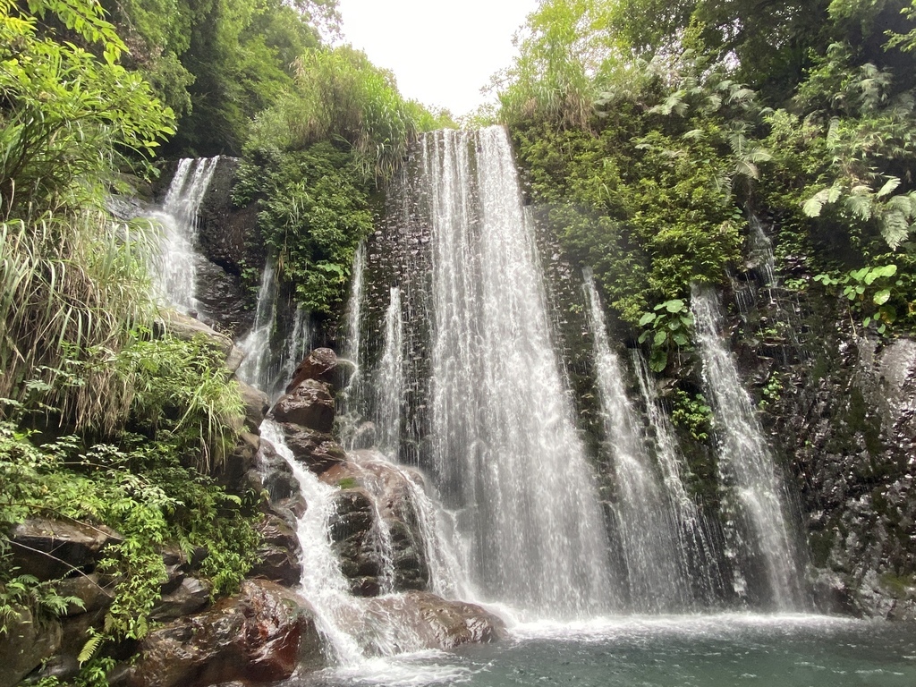 桃園瀑布景點-走訪拉拉山秘境,出發鐵力庫部落!欣賞幽靈瀑布、水濂洞瀑布(瀑布步道)