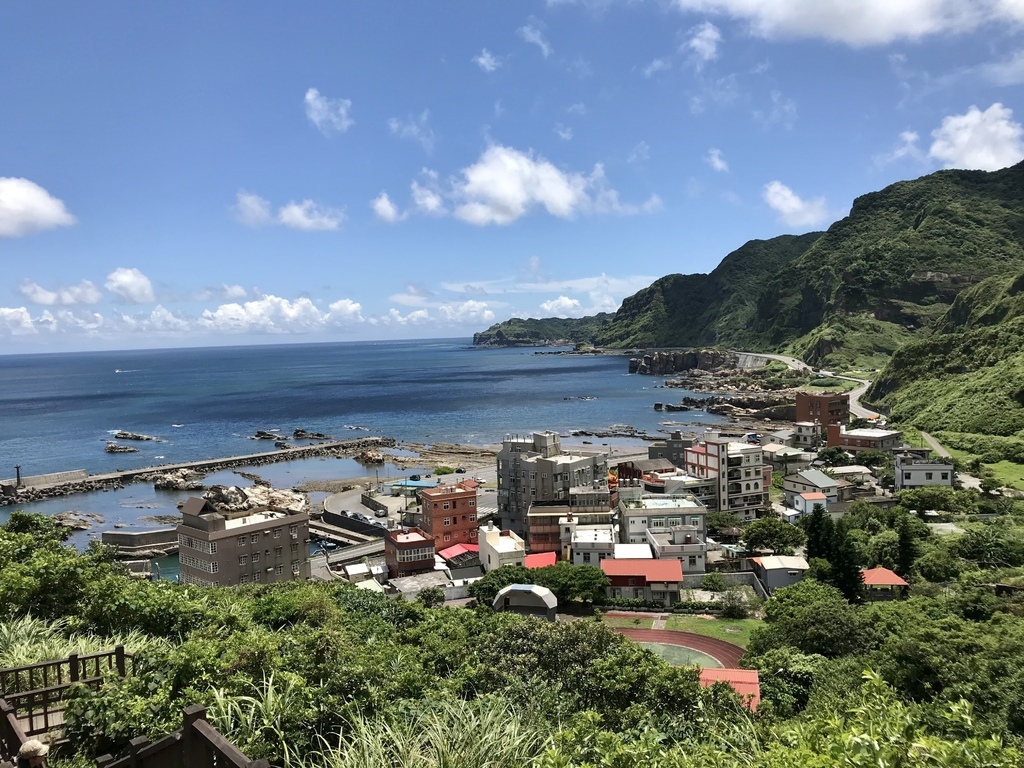 新北瑞芳登山步道-跟著丁小羽去劍龍稜旁的半屏溪尋找『大鬼瀑布』