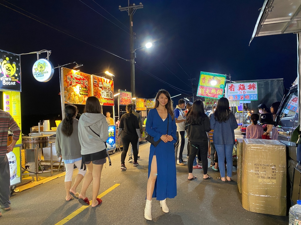 每週日限定的礁溪溫泉夜市,出站就能逛!一起跟丁小羽來看看 每週日限定的礁溪溫泉夜市,出站就能逛!一起跟丁小羽來看看