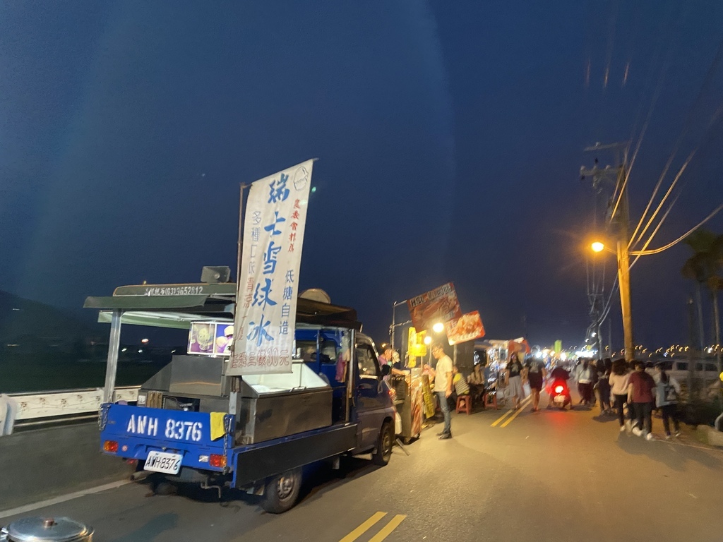 每週日限定的礁溪溫泉夜市,出站就能逛!一起跟丁小羽來看看 每週日限定的礁溪溫泉夜市,出站就能逛!一起跟丁小羽來看看