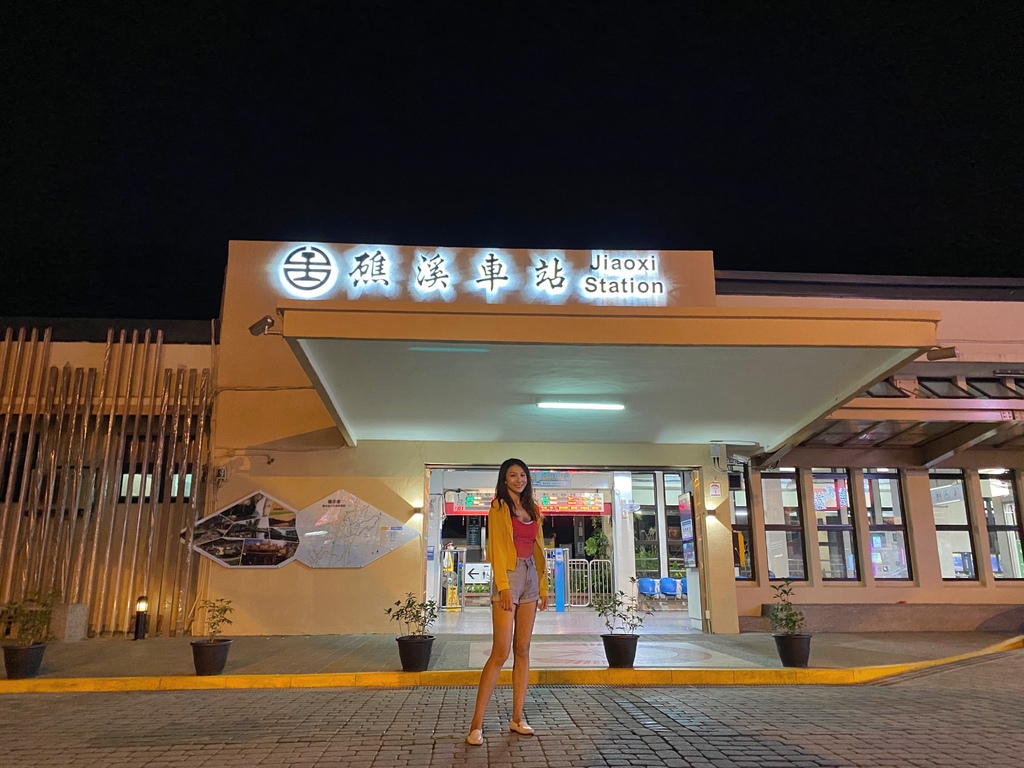 每週日限定的礁溪溫泉夜市,出站就能逛!一起跟丁小羽來看看 每週日限定的礁溪溫泉夜市,出站就能逛!一起跟丁小羽來看看