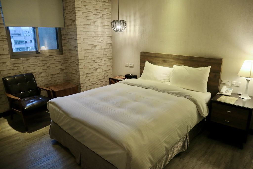 宜蘭羅東飯店-丁小羽來開箱樂亞香草藝術旅店,鄰近羅東車站、羅東夜市的高CP值飯店 宜蘭羅東飯店-丁小羽來開箱樂亞香草藝術旅店,鄰近羅東車站、羅東夜市的高CP值飯店