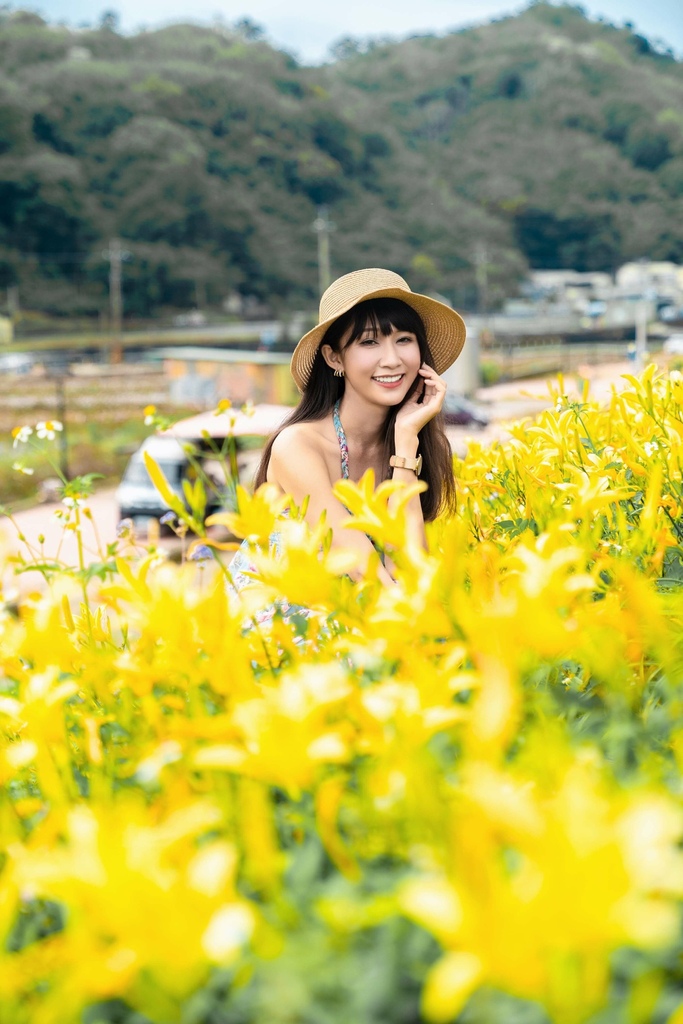 看金針花海不用去花東!丁小羽帶你去苗栗大湖社寮角堤防欣賞金針花海【丁小羽旅遊篇】 看金針花海不用去花東!丁小羽帶你去苗栗大湖社寮角堤防欣賞金針花海【丁小羽旅遊篇】