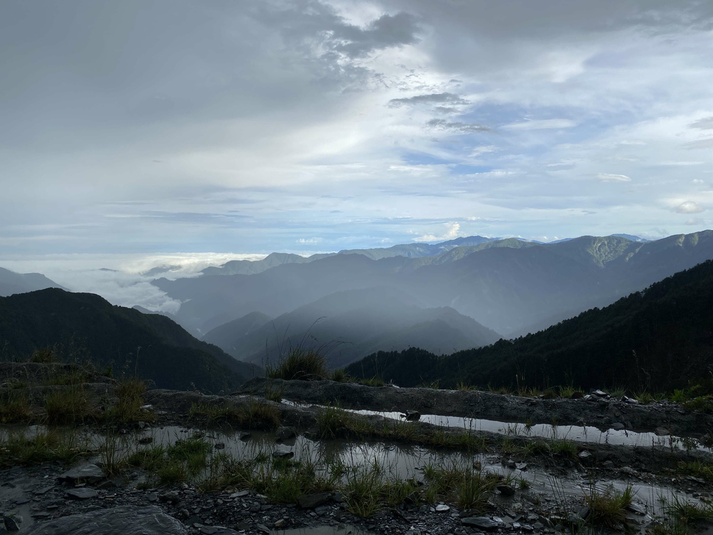 跟著丁小羽到全台海拔最高的大關山隧道、關山埡口看雲海