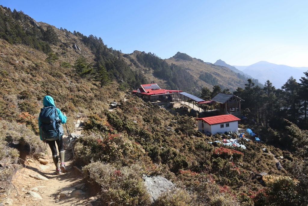 開箱嘉明湖國家步道上最後的避難山屋「嘉明湖山屋」