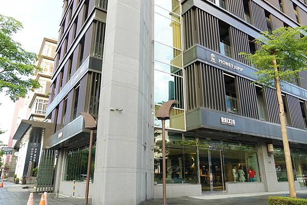 [食記] 內湖。Money Jump-豪華旋轉木馬親子餐廳