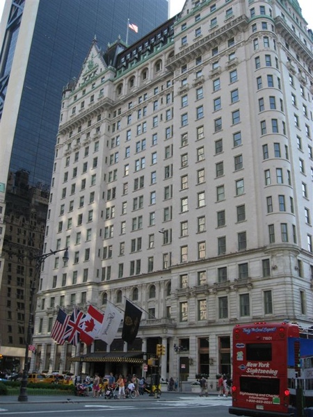 Plaza Hotel at 5th Ave. (Uptown)