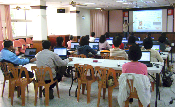 『行政院研考會』民眾e化上網課程專案