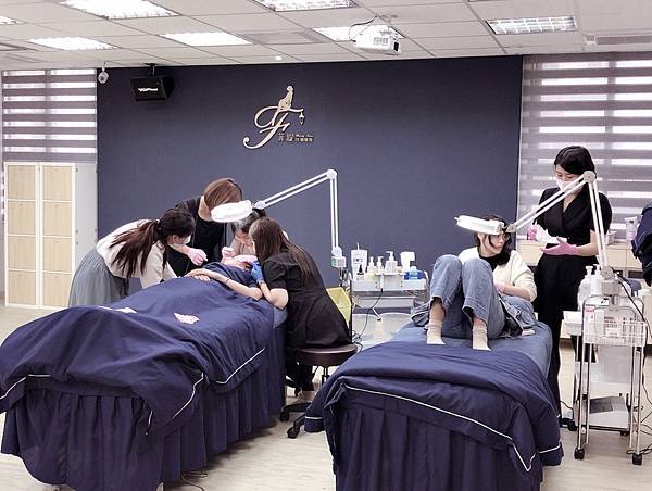 菲堤教學教室2.jpg 菲堤教學教室2.jpg