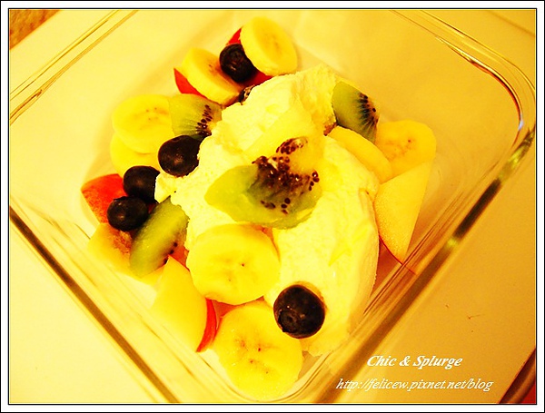 cool whip fruits meal