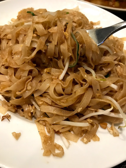 pad thai.jpg