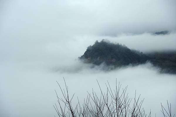 雲中島