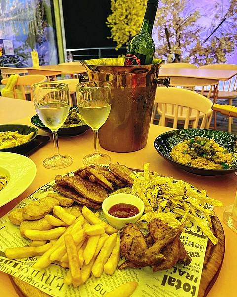 LINE_ALBUM_羣島餐酒館_220109_7