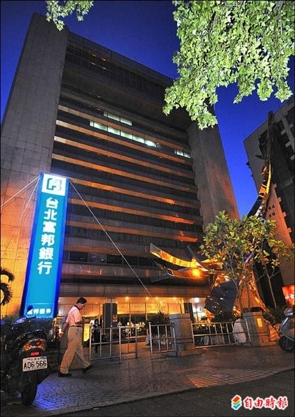 Re: [問卦] 台彩銷售金額負成長 為何台灣人不買