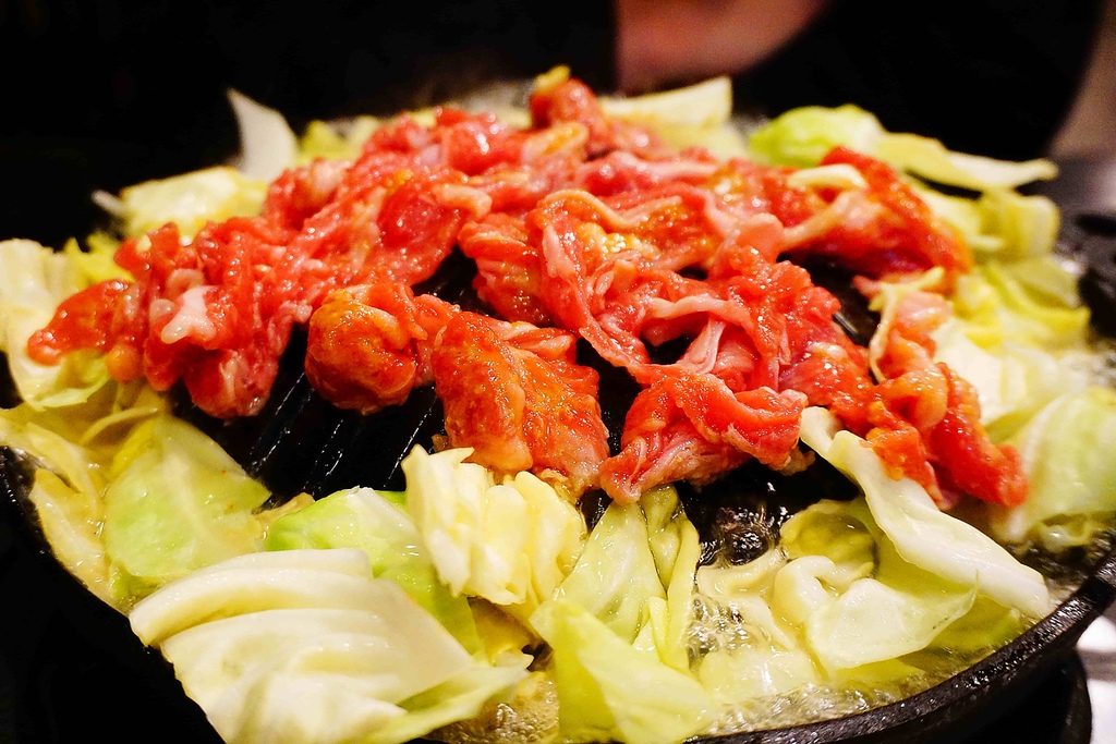 從北吃到南！滷肉飯6種做法大不同，每一口都是台灣的靈魂滋味-台灣小吃