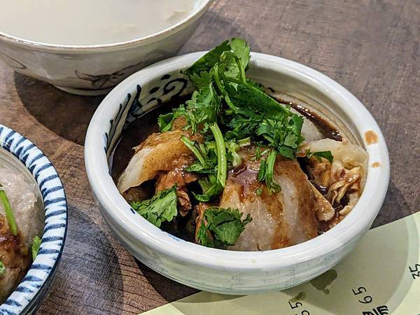 【台北萬華區】龍山寺美食巡禮 | 周記肉粥、龍城號、龍都冰果