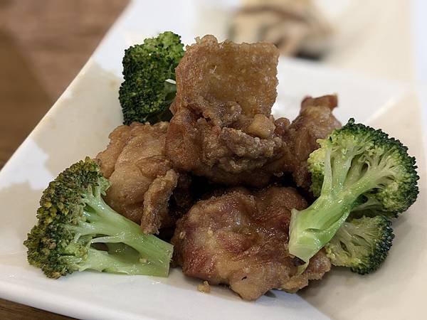 【台北中正】九方田食尚美學空間  | 時尚簡餐! 近中正廟的