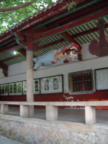龍頭魚身，南普陀寺裡的雕刻