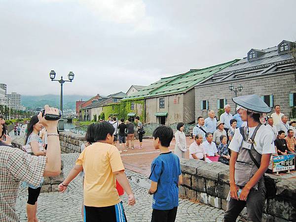 一直很想鼓起勇氣跟腳伕拍照，但真正想拍的另有其人