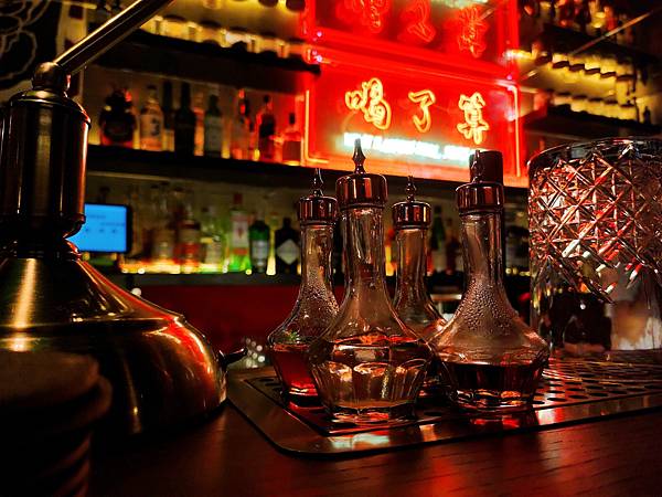 【東區餐酒館】穿越時空，只想喝酒什麼都不想管「九鳥私館」！